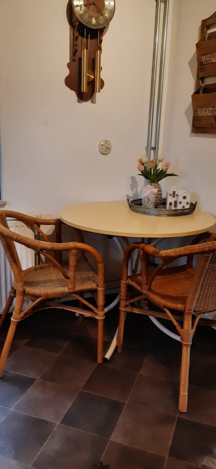 2 rieten stoelen, Ophalen, Gebruikt, Bruin, Twee