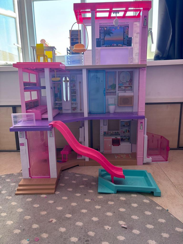 Barbie Droomhuis met glijbaan en zwembad, Ophalen, Gebruikt, Meisje