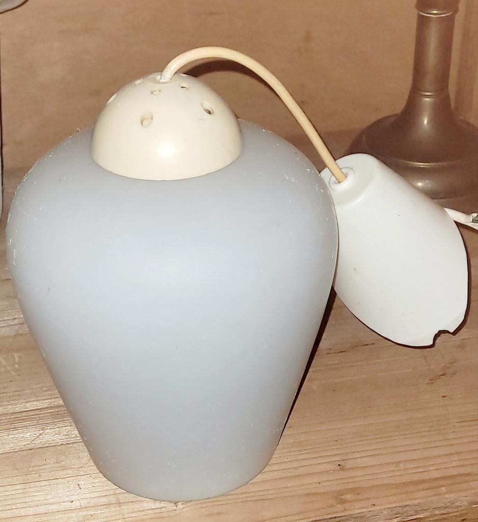 Vintage opaline satijnglazen kelklamp Louis Kalff Philips, Ophalen, Zo goed als nieuw, Glas