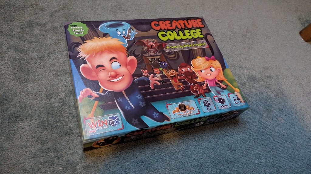 Creature College limited edition Kickstarter, Hobby en Vrije tijd, Een of twee spelers, Ophalen, Zo goed als nieuw