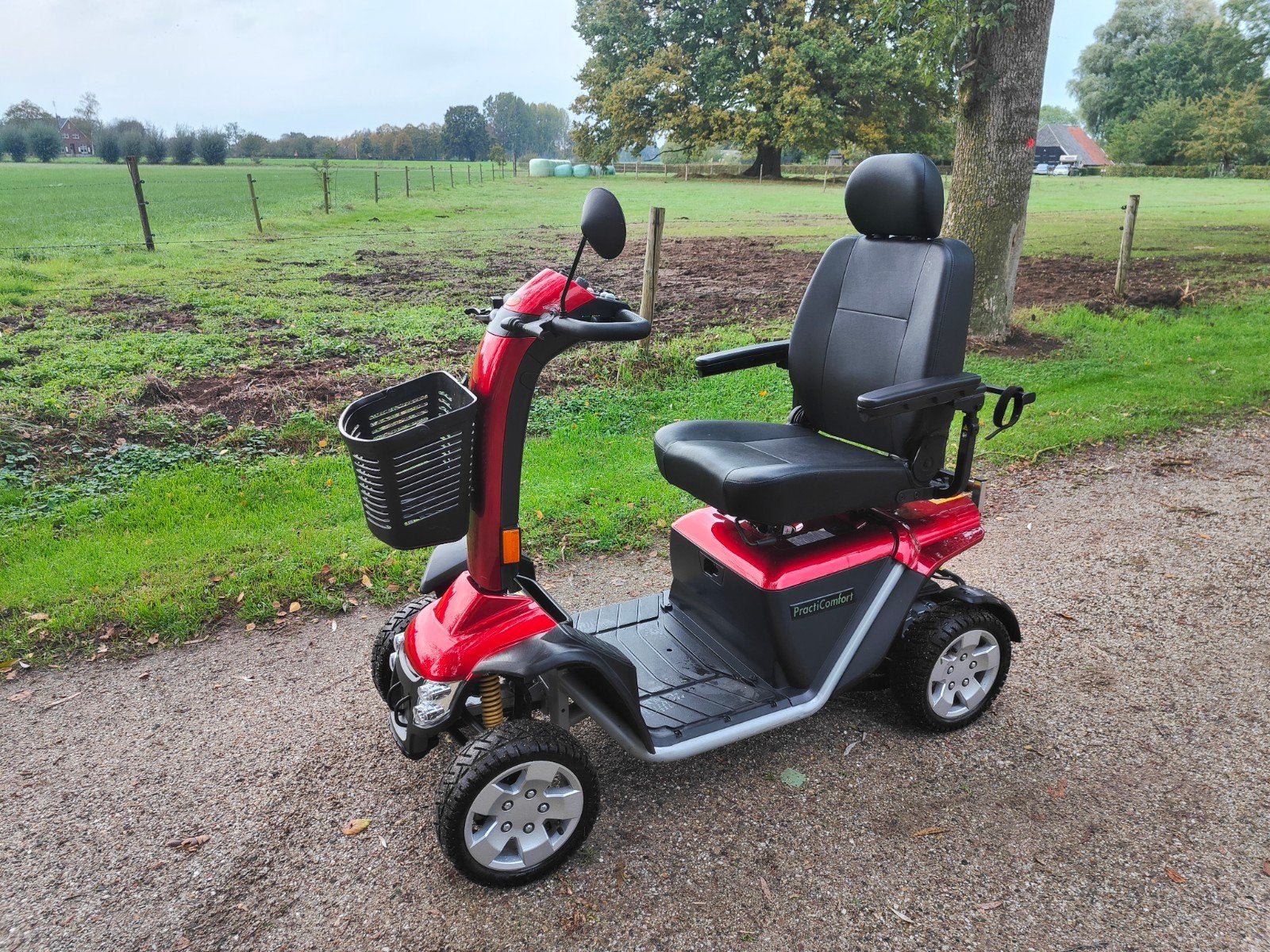 Robuuste confortable scootmobiel in zeer goede staat, Zo goed als nieuw, 36 t/m 45 km, 11 t/m 15 km/u, Ophalen