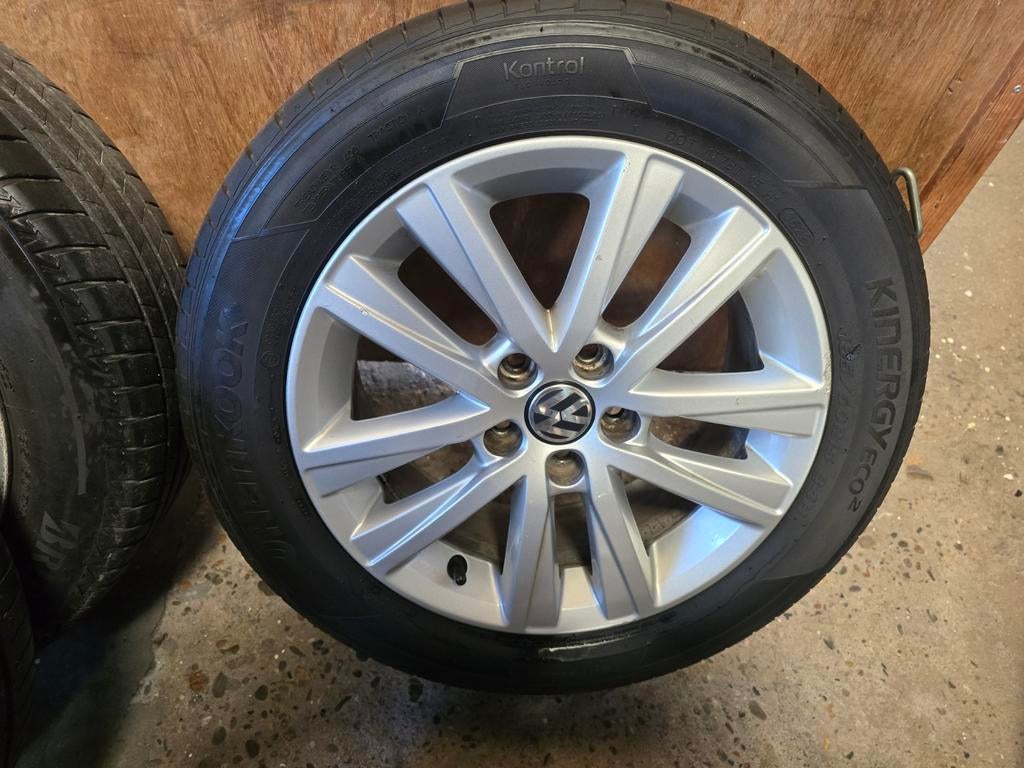 Set van 4 Volkswagen  Polo velgen met zomerbanden 5x100, Gebruikt, 15 inch, Banden en Velgen, Personenwagen