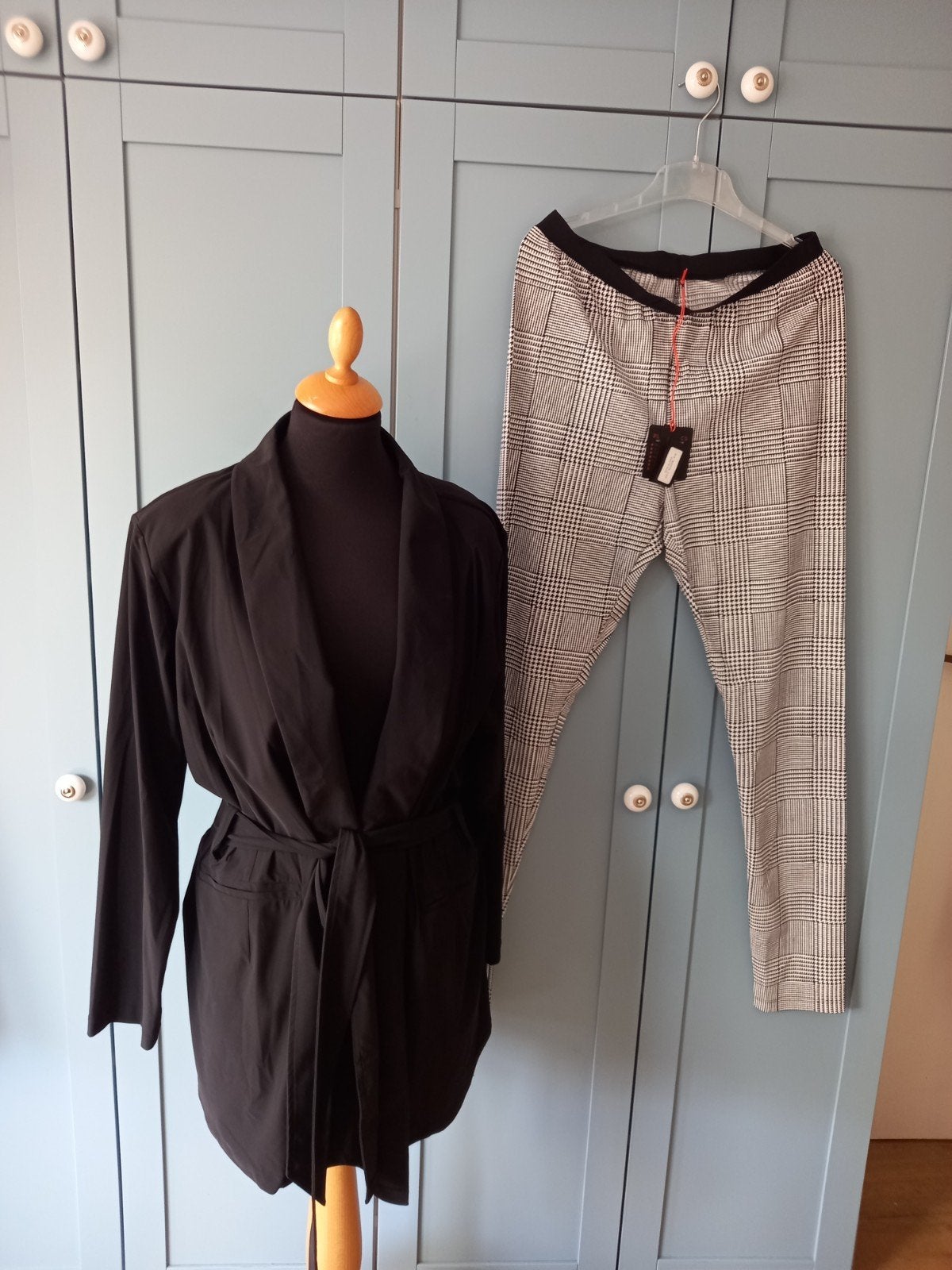 Wrap jacket met broek maat 46 plus basics., Kleding | Dames, Grote Maten, Ophalen of Verzenden, Zo goed als nieuw, Broek of Spijkerbroek