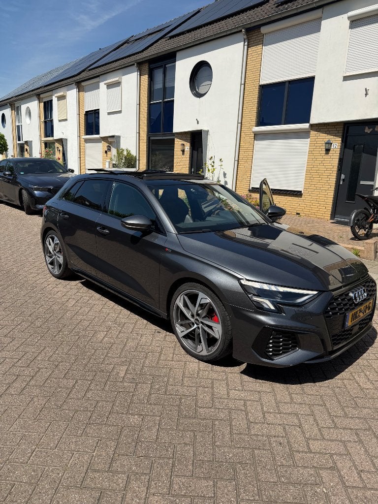 Audi A3 35 Tfsi 150pk S-tronic 2021 Grijs, Auto's, 1498 cc, 4 cilinders, 690 kg, 149 pk
