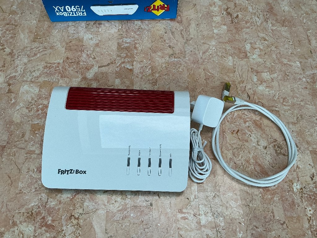 Fritz!box 7590 AX v2 Mesch en wifi 6 internet router/modem, Ophalen of Verzenden, Zo goed als nieuw
