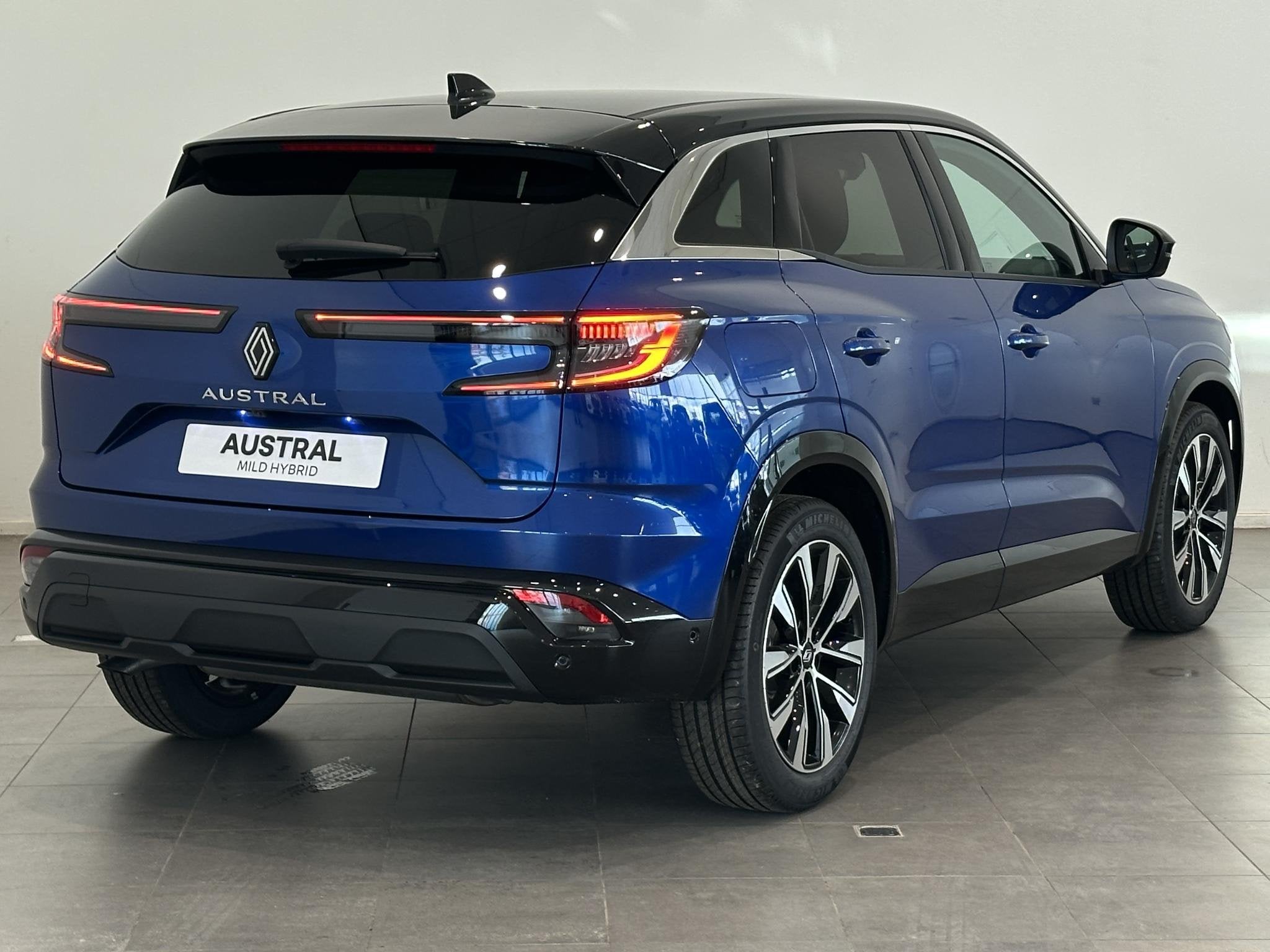 Renault Austral 1.3 Mild Hybrid 160 X-Tronic Techno | Pack S, Auto's, 1408 kg, 1800 kg, 4 cilinders, Met garantie (alle)