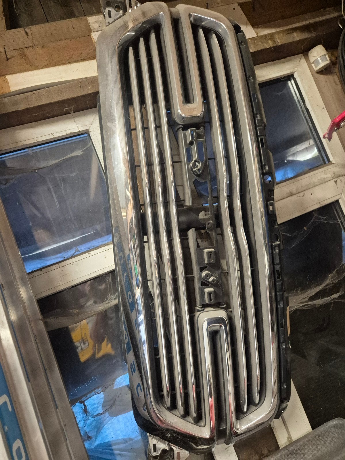 Gebruikt grille voor Ford USA, Ophalen, Gebruikt, Voor, Dodge