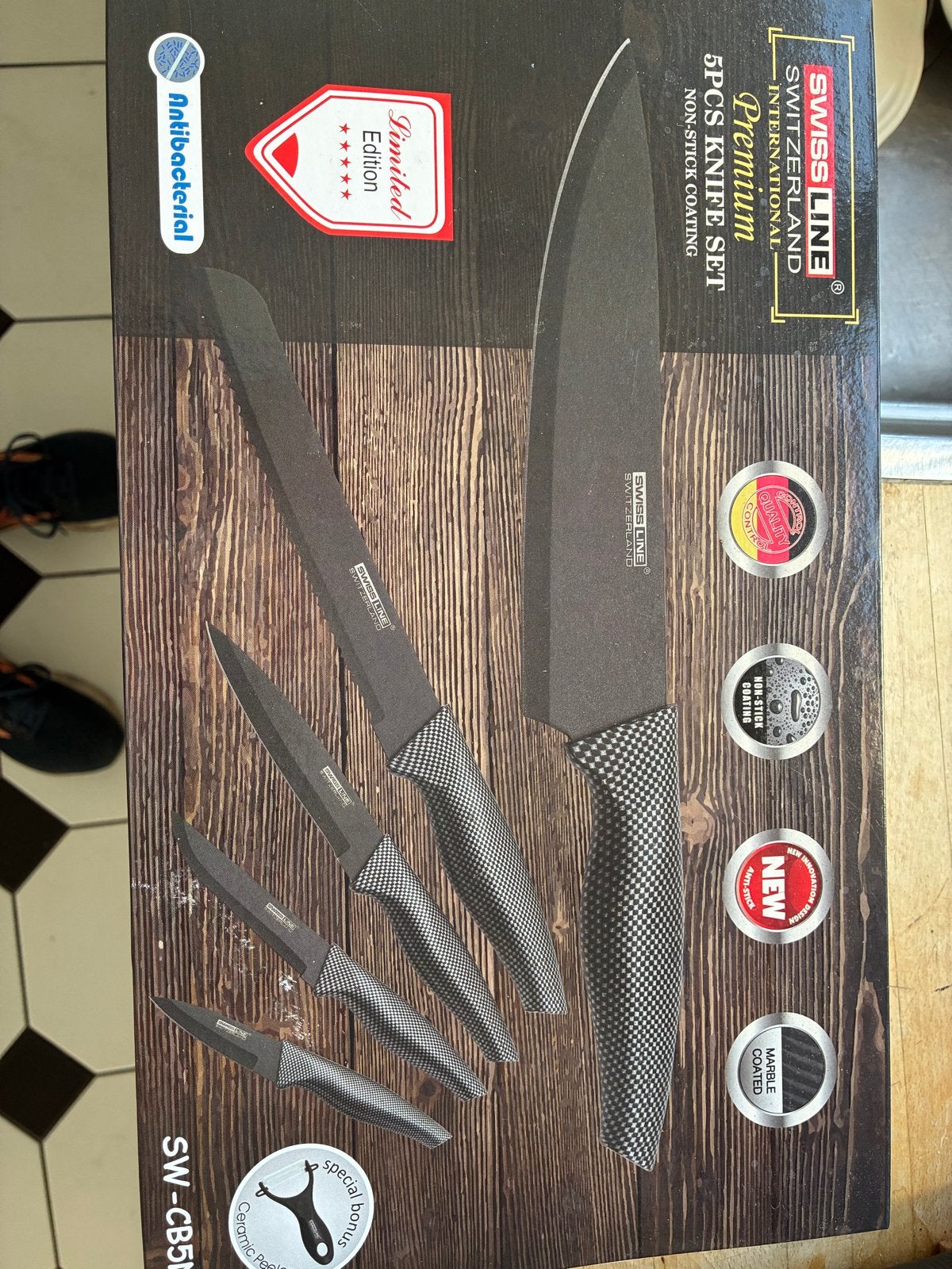 Luxe Zwitsers 5-delig messenset met aardappelschiller - Nieu, Ophalen, Overige materialen, Bestekset, Nieuw