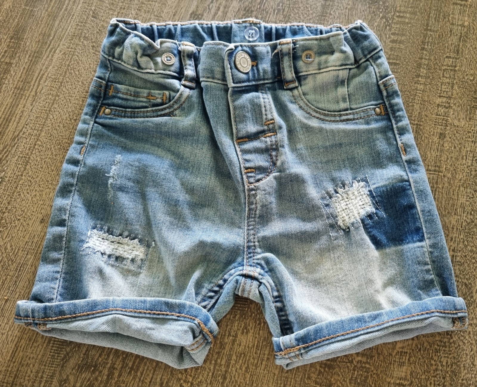 kort spijkerbroekje jongen H&M maat 92 Oud Lunterse Dag, Ophalen, Zo goed als nieuw, Jongen, Broek