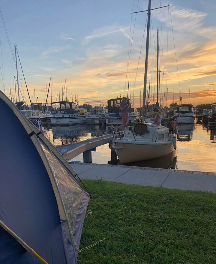 Friendship 23 te koop !!, Watersport en Boten, 6 meter of meer, Gebruikt, Grootzeil, 15 tot 30 m²