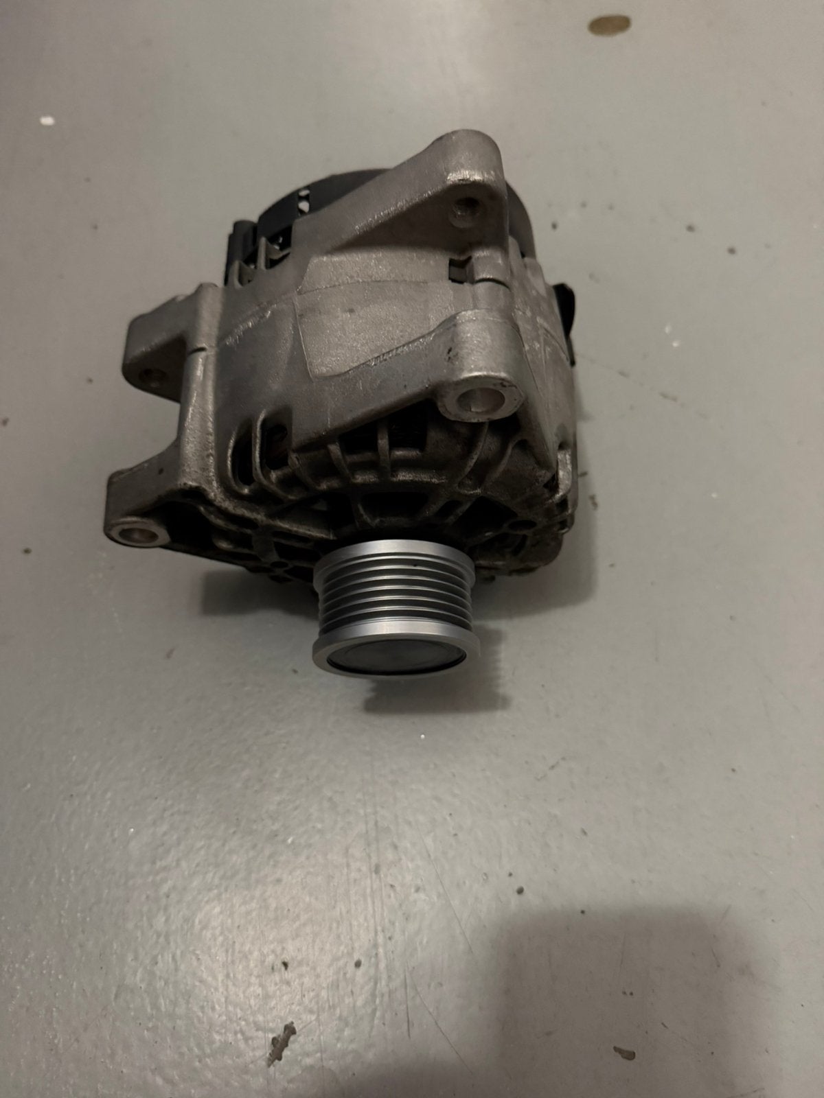 Dynamo ford focus 1,5 diesel 2017, Ophalen, Ford