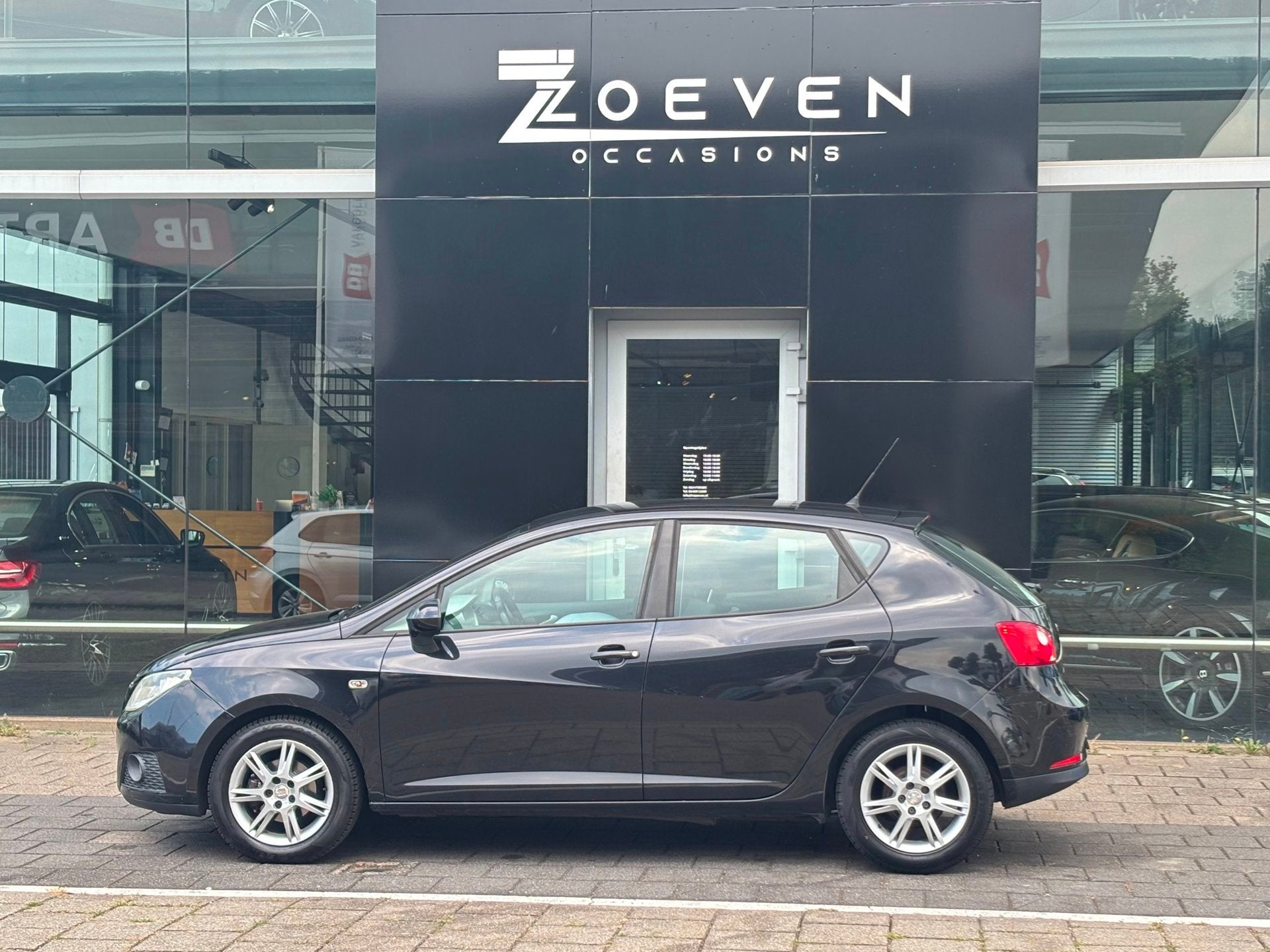 Seat Ibiza 1.4 Style, Auto's, Voorwielaandrijving, Zwart, 4 cilinders, Verwarmde buitenspiegels