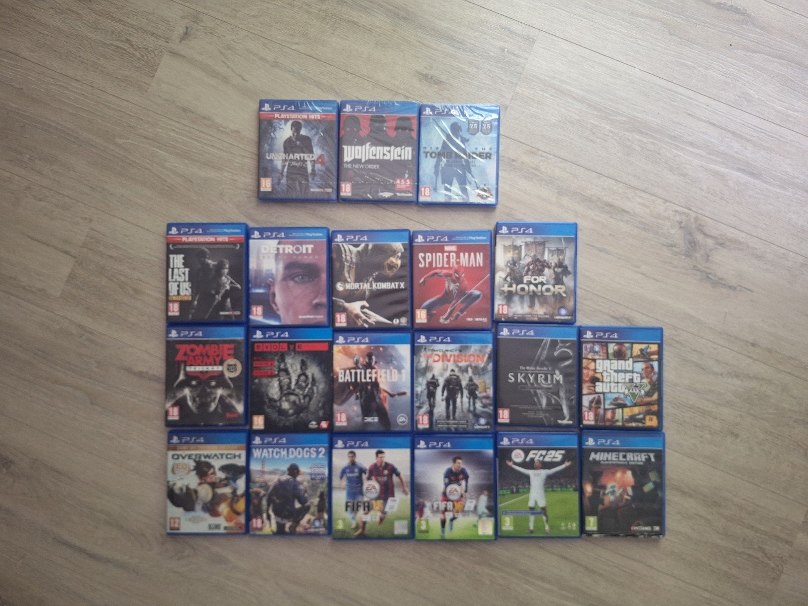 PlayStation 4 (PS4) met 2 controllers en 20 games, Met 2 controllers, Ophalen of Verzenden, Original, Gebruikt