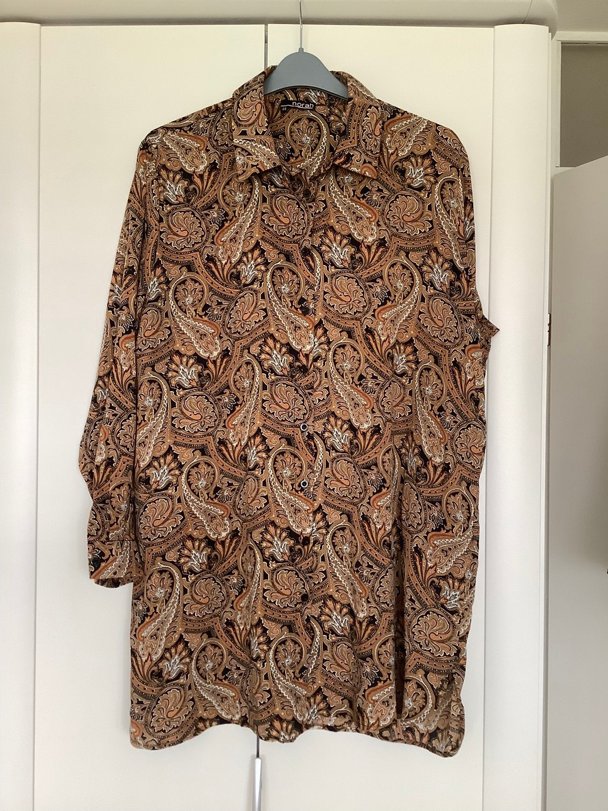 Mooie lange blouse maat 44, Ophalen of Verzenden, Zo goed als nieuw, Meerkleurig, Blouse of Tuniek
