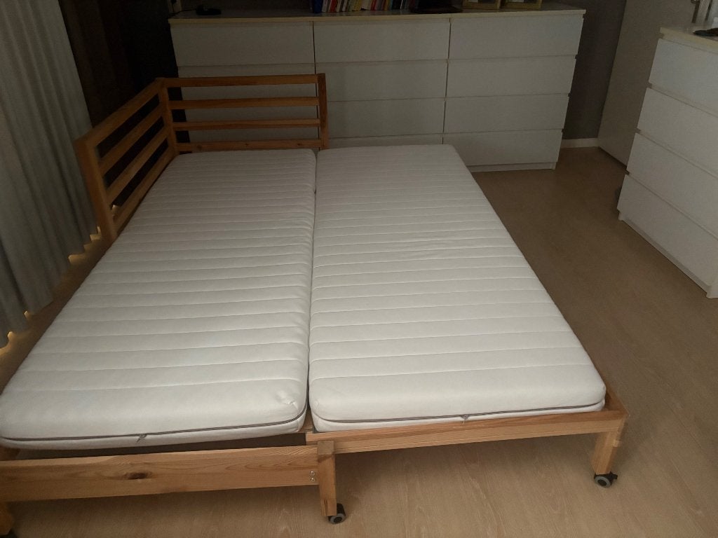 Verrijdbare tweepersoons bedbank zie foto’s, Ophalen, Verstelbaar, Overige kleuren, Tweepersoons