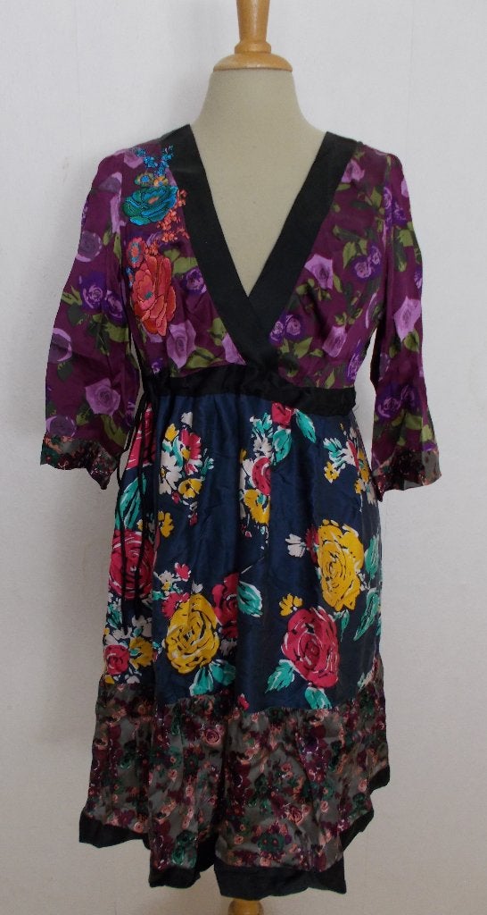 100% silk/zijde jurk van Industrial Constructed! S, Maat 38/40 (M), Zo goed als nieuw, Knielengte, Meerkleurig
