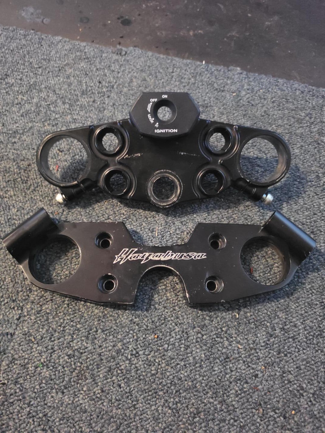 Suzuki Hayabusa Bovenste Kroonplaat met Contactslot, Motoren, Ophalen of Verzenden