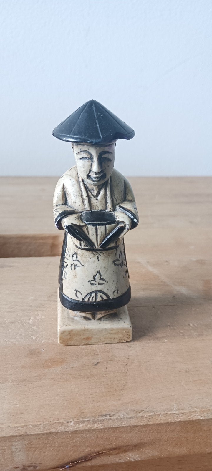 Vintage Aziatisch beeldje met hoed, Ophalen of Verzenden