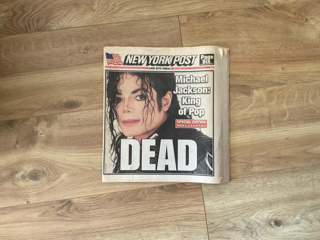 New York Post & AM: Michael Jackson overlijden (2009), Boeken, Ophalen of Verzenden, Zo goed als nieuw