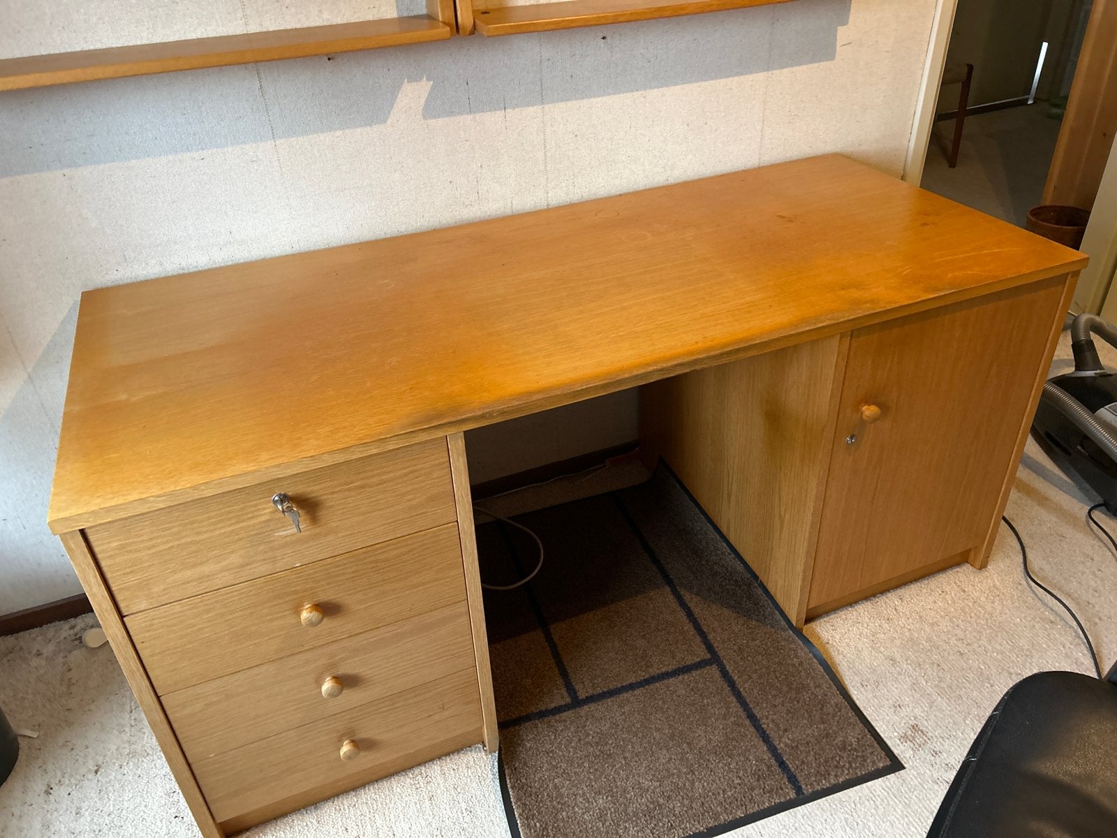 Houten bureau met lades en kastje, Huis en Inrichting, Ophalen, Gebruikt, Bruin, Overige merken