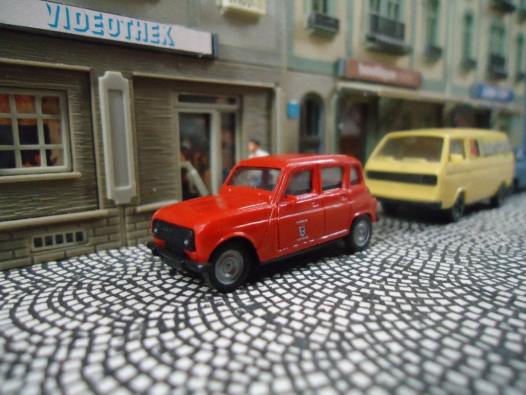 Renault 4 / R4 - Herpa Feuerwehr / Brandweer Stadt Düren, Hobby en Vrije tijd, Ophalen of Verzenden, Zo goed als nieuw, Auto, Herpa
