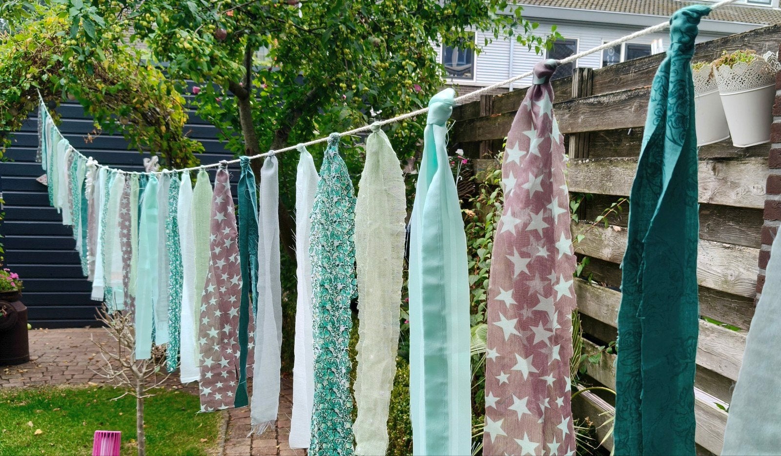 7 mtr Bohemian Ibiza slinger groentinten, Ophalen of Verzenden, Nieuw, Versiering, Geboorte of Huwelijk