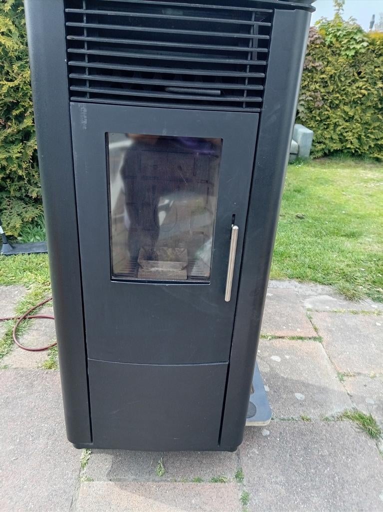 Pelletkachel 10kw, Huis en Inrichting, Kachels, Ophalen of Verzenden, Zo goed als nieuw, Overige brandstoffen, Pelletkachel