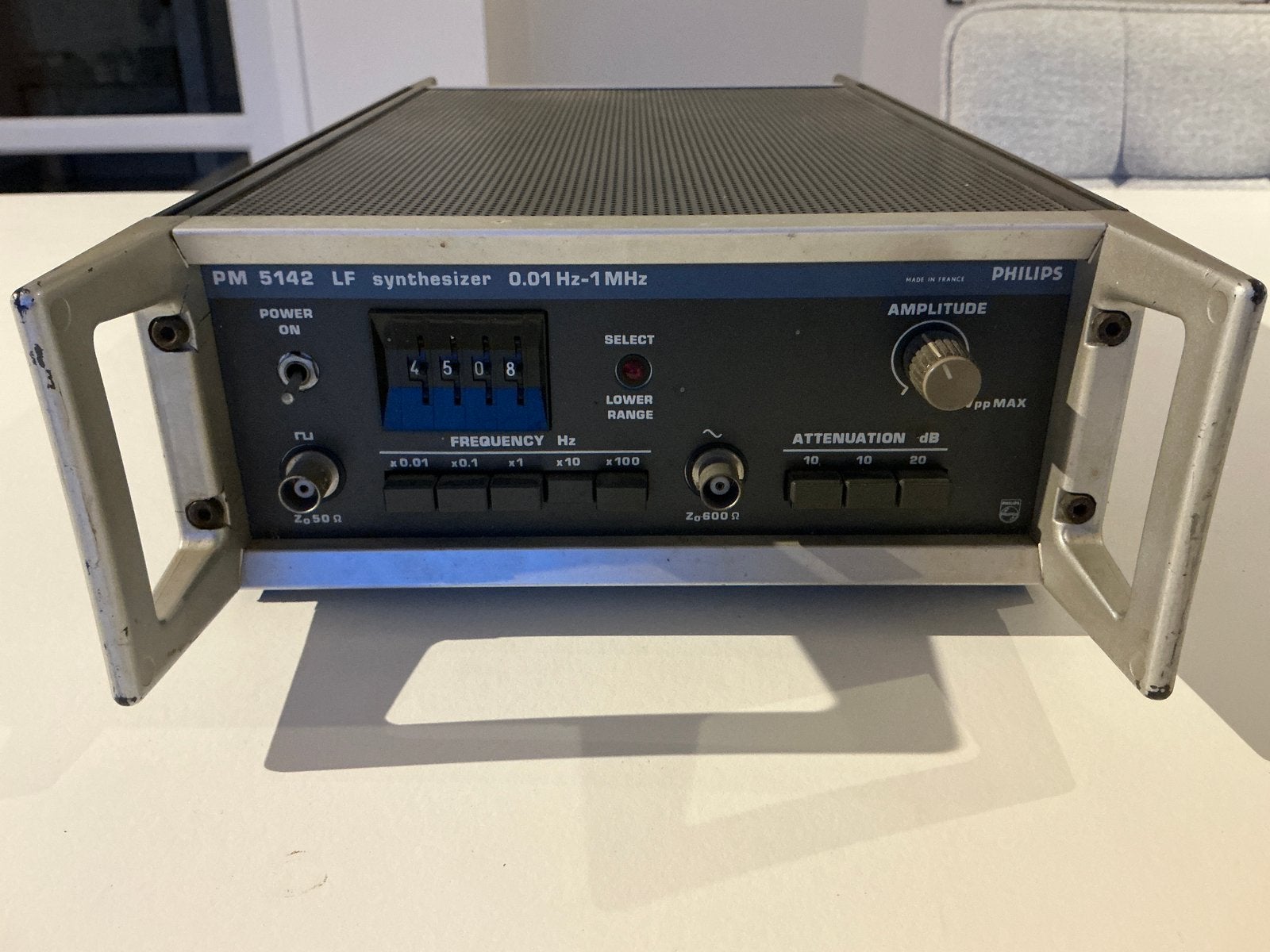 Philips PM 5142 LF synthesizer 0.01Hz-1MHz, Ophalen of Verzenden