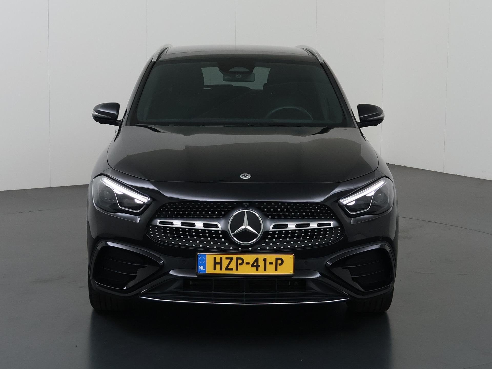 Mercedes-Benz GLA-klasse 250 e Business Solution AMG | Panor, Auto's, Dealer onderhouden, Stof, 4 cilinders, 16 kWh