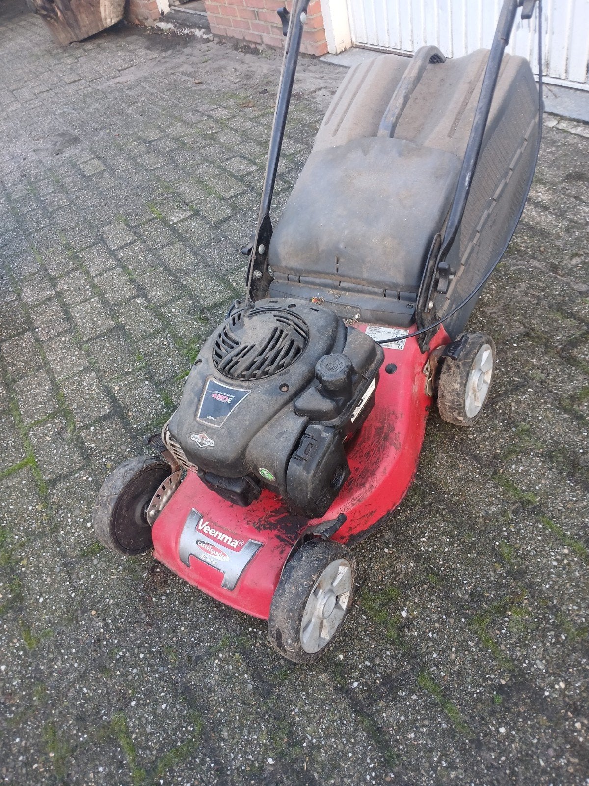 Veenma Grasmaaier met Briggs & Stratton Motor, Veenma, Cirkelmaaier, Gebruikt, Ophalen of Verzenden