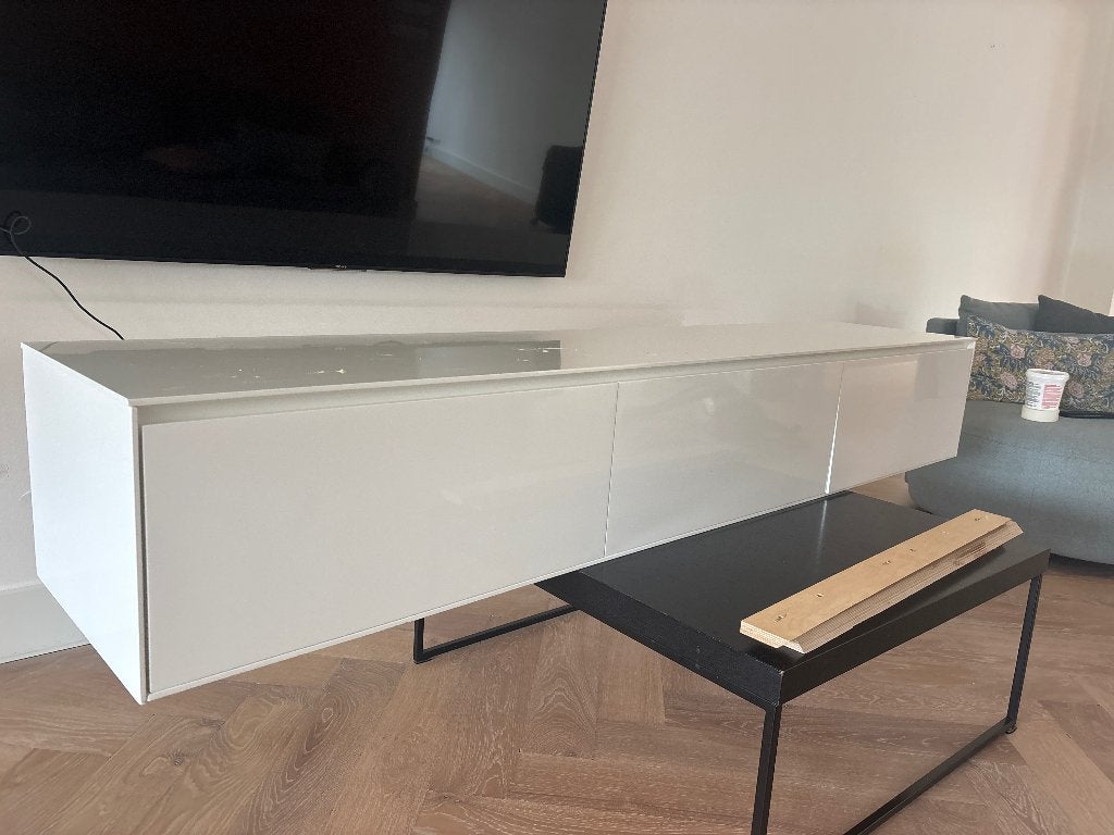 Gratis hoogglans witte tv kast, Ophalen, Overige materialen, Gebruikt, Hoogglans wit