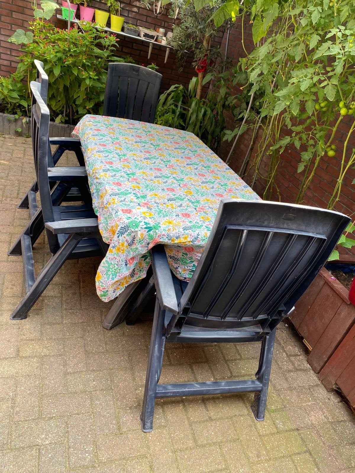 Jardin tuinset - snel weg ivm onderhoud in tuin, 4 zitplaatsen, Kunststof, Gebruikt, Ophalen of Verzenden
