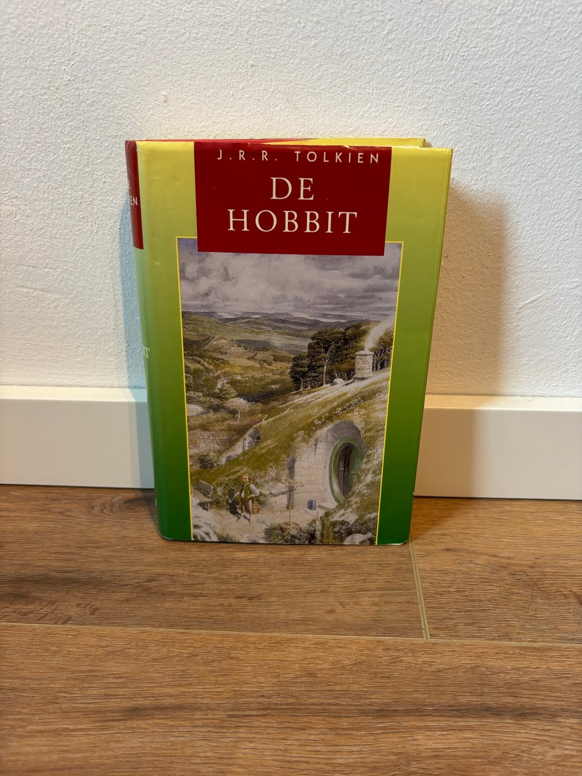 De Hobbit - Hardcover door J.R.R. Tolkien #Fantasy #Boek, Boeken, Ophalen of Verzenden, Zo goed als nieuw