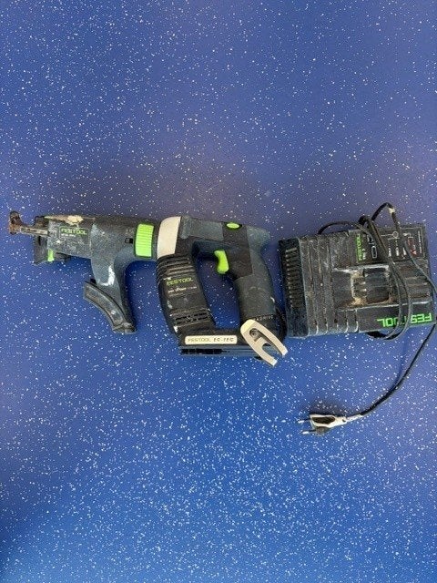 Festool Boor- en Schroefmachine met Oplader, Ophalen, Variabele snelheid, Boor- en Schroefmachine, Gebruikt
