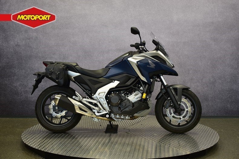 Honda NC 750 X (bj 2024), Motoren, Info@motoportwormerveer.nl, Honda Motor Europe, Crystal Bldng B-Unit B11.2 Rivium Blv200
2909 LK  Capelle aan den IJsel, NL