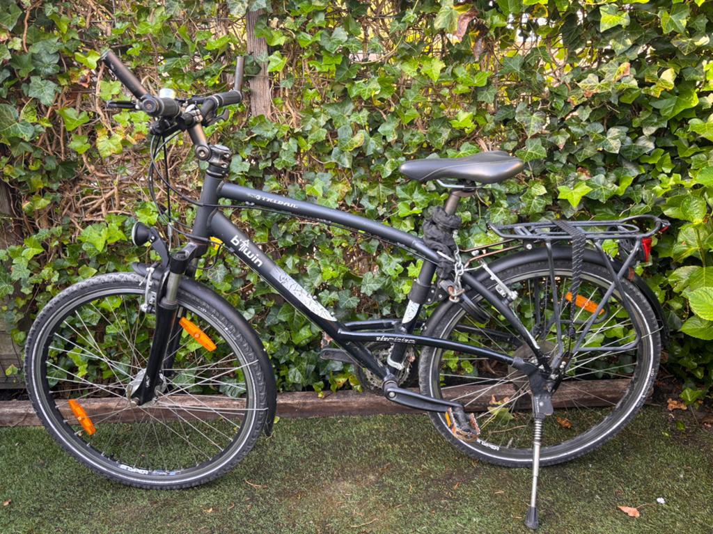 Fiets 26 inc, zwart B twin. 24 versnellingen, Ophalen, Gebruikt, 26 inch of meer, Versnellingen