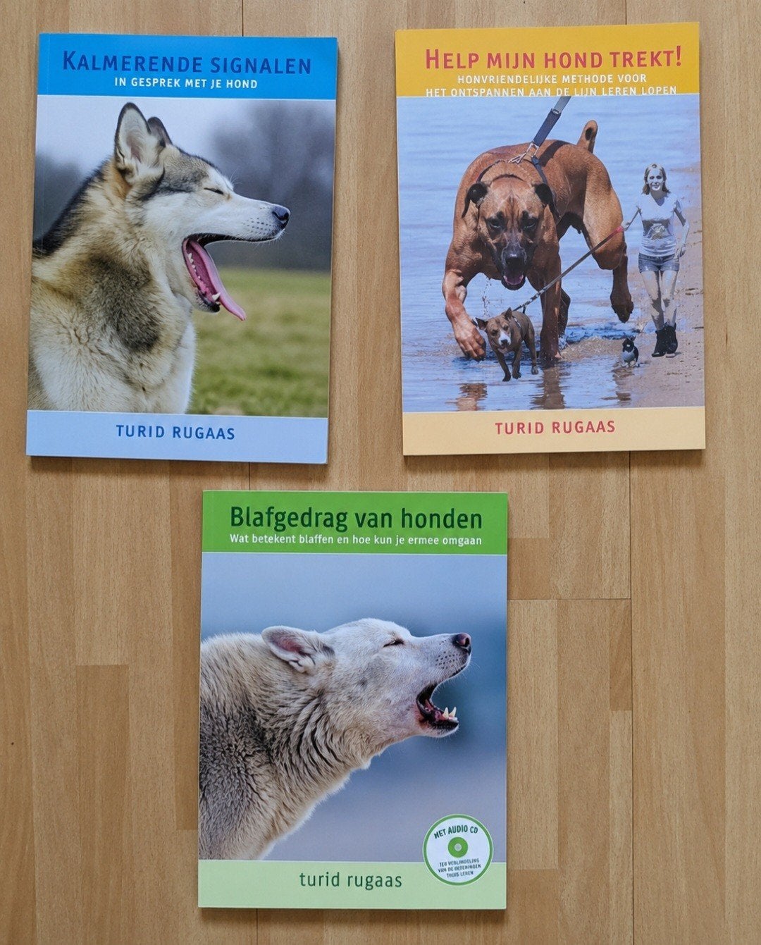 Turid Rugaas 3 boeken; kalmerende signalen, blafgedrag,, Ophalen of Verzenden, Gelezen, Honden, Turid Rugaas