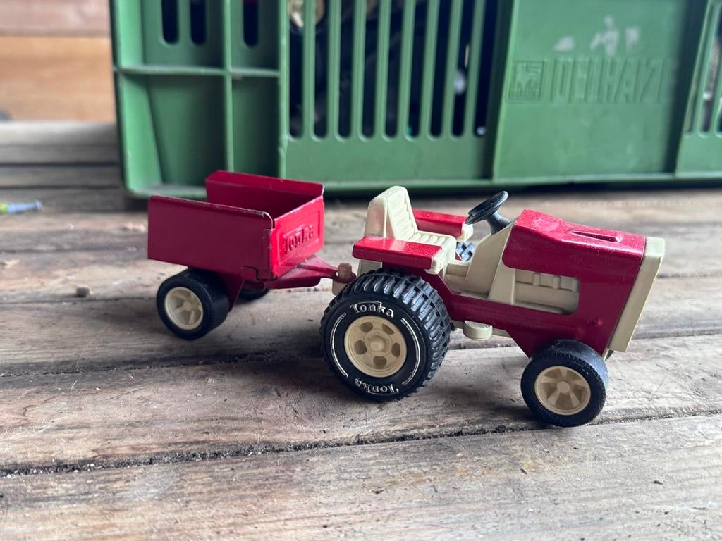 Vintage Tonka Tractor met Aanhanger - Rood/Beige, Ophalen of Verzenden, Gebruikt