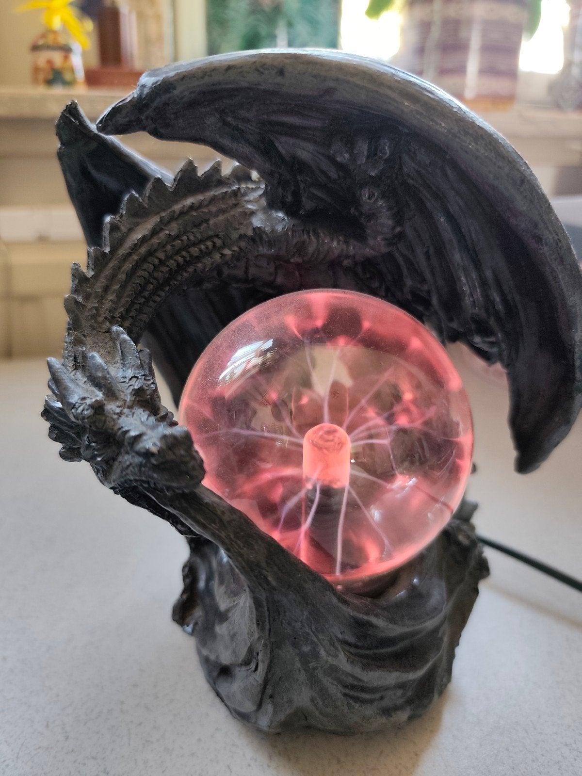 Drakenbeeld met Plasma Bol Lamp - Unieke Sfeerverlichting, Gebruikt, Zwart, Overige fittingen, Ophalen of Verzenden
