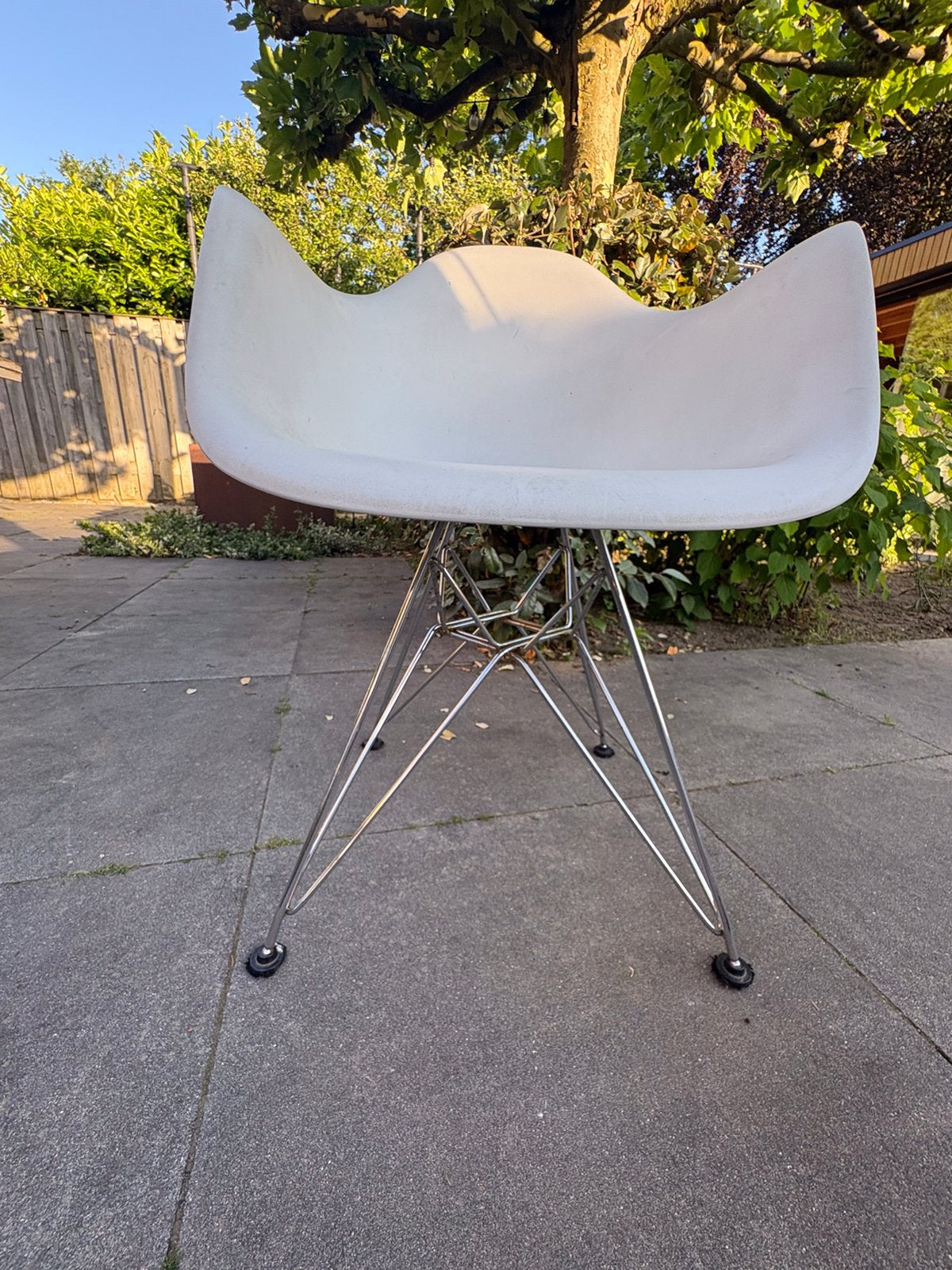 Witte kuipstoel, 2 stuks, Ophalen, Kunststof, Gebruikt, Twee