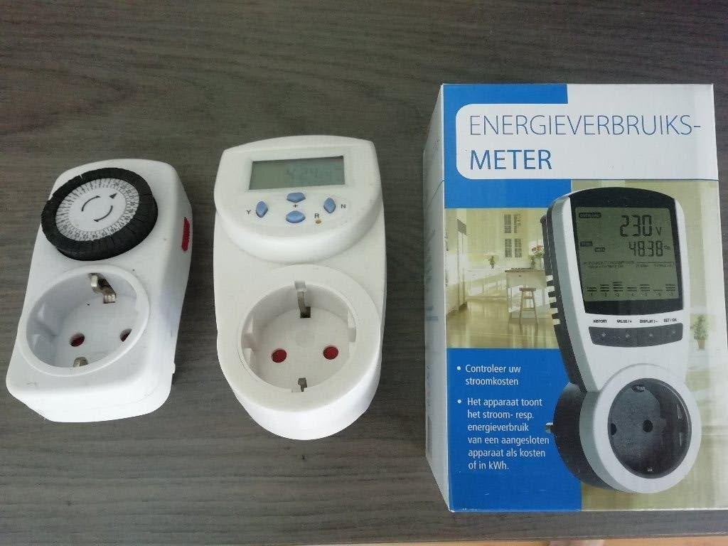 Energieverbruiksmeter met 2x tijdschakelaars., Ophalen of Verzenden, Zo goed als nieuw, Elektriciteit