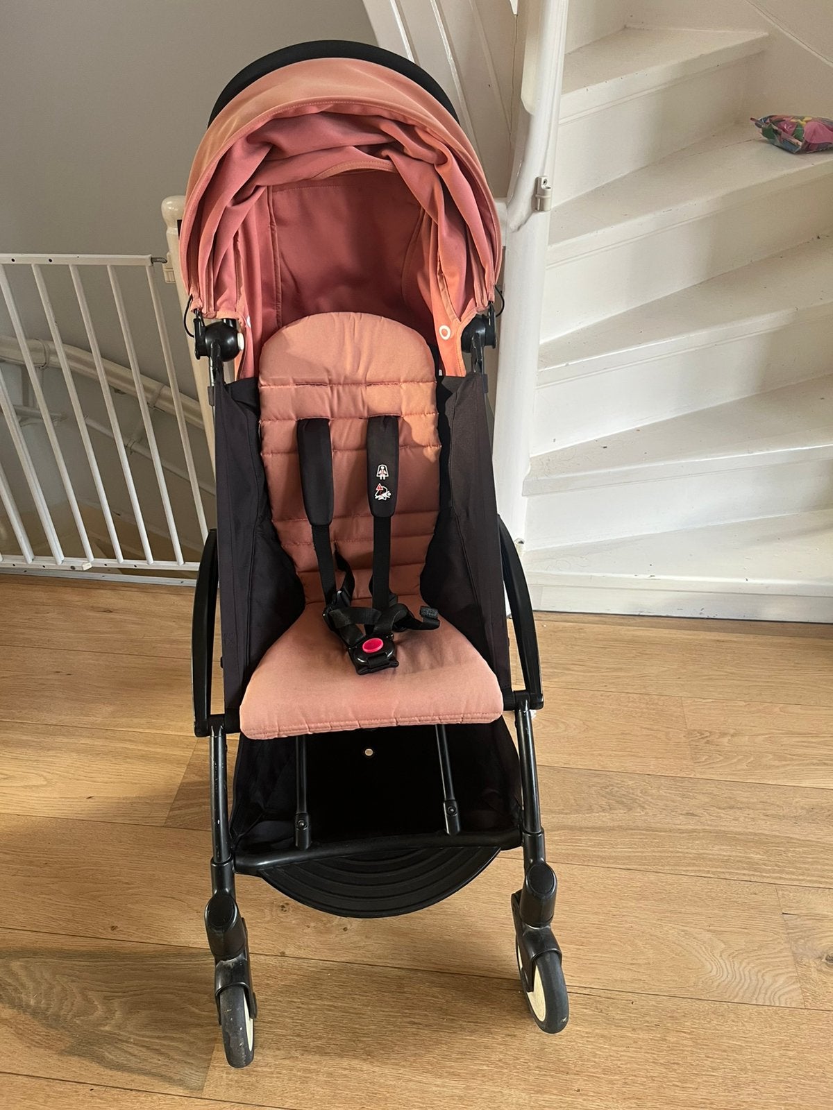 Babyzen Yoyo roze, Ophalen, Gebruikt