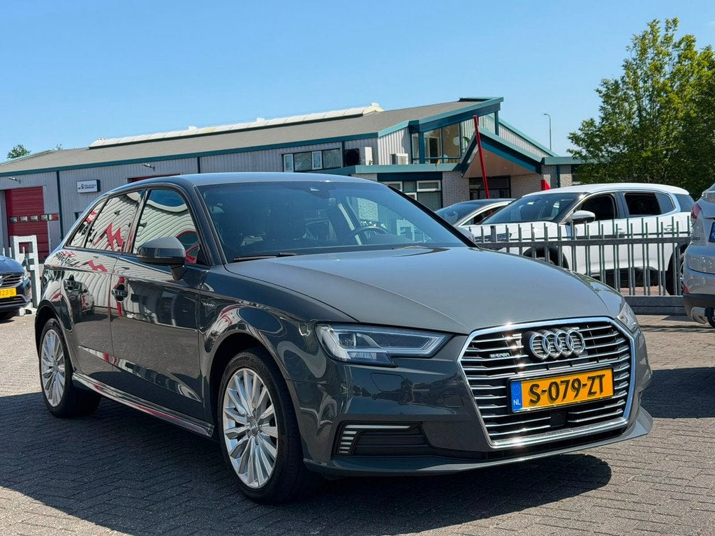Audi A3 Sportback 1.4 e-tron Sport Pro Line plus LED | Camer, Auto's, Audi, Gebruikt, 4 cilinders, Overige brandstoffen, Autotrust