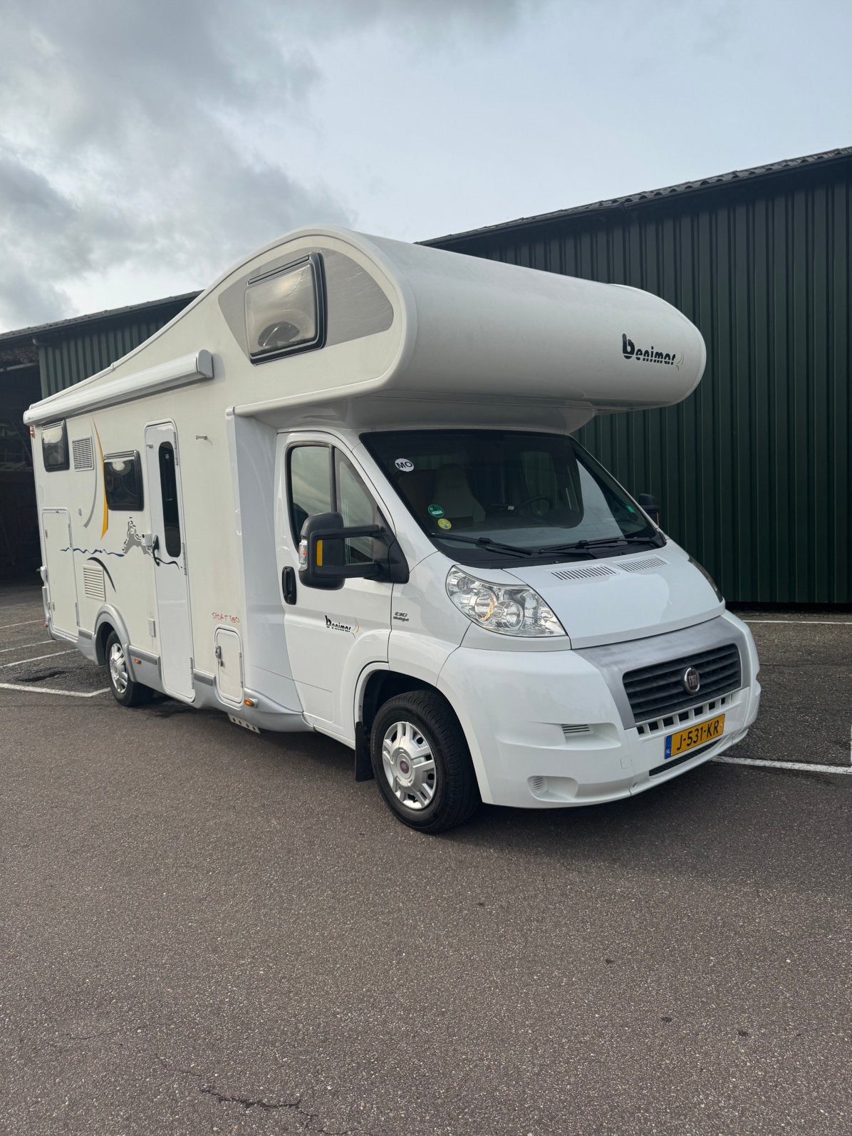 Fijne, ruime en complete gezinscamper – Benimar Sport 380, Alkoof, Ringverwarming, Fiat, Verwarmde buitenspiegels