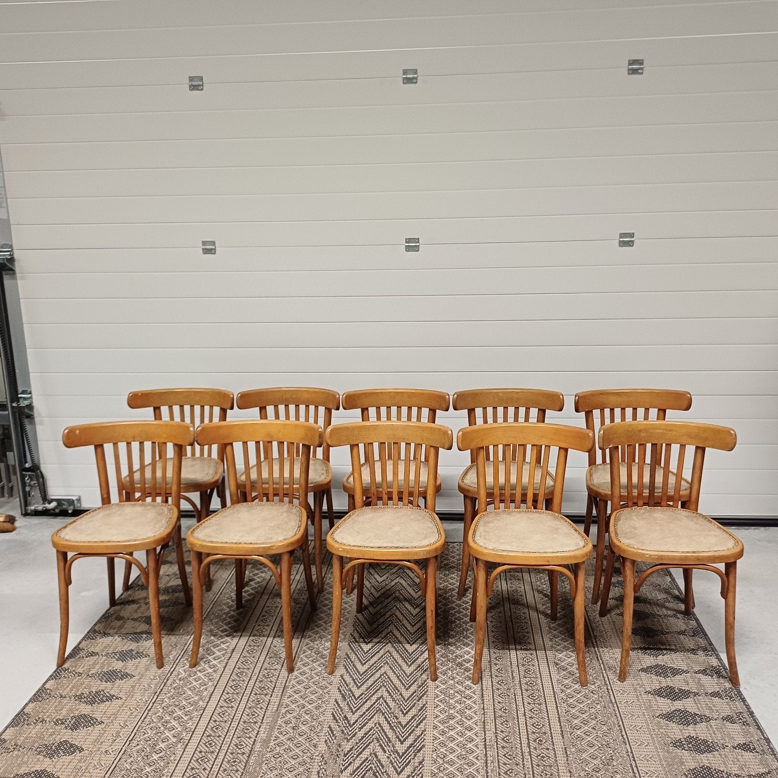 10 x ouderwetse cafestoelen vintage houten stoelen, Ophalen