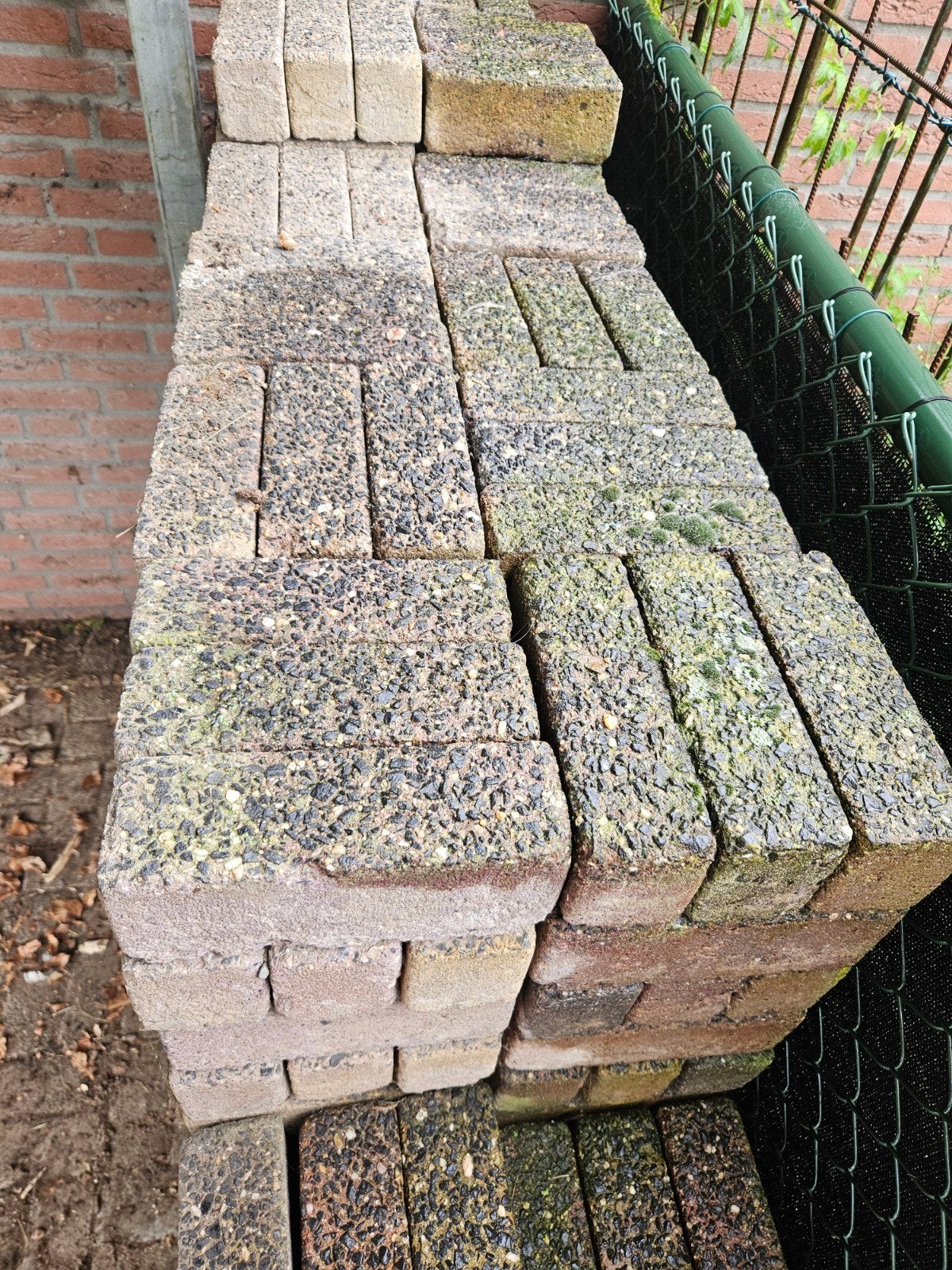 Te koop 13,5m2 waal formaat klinkers, Tuin en Terras, Ophalen, Zo goed als nieuw, 10 m² of meer, Klinkers