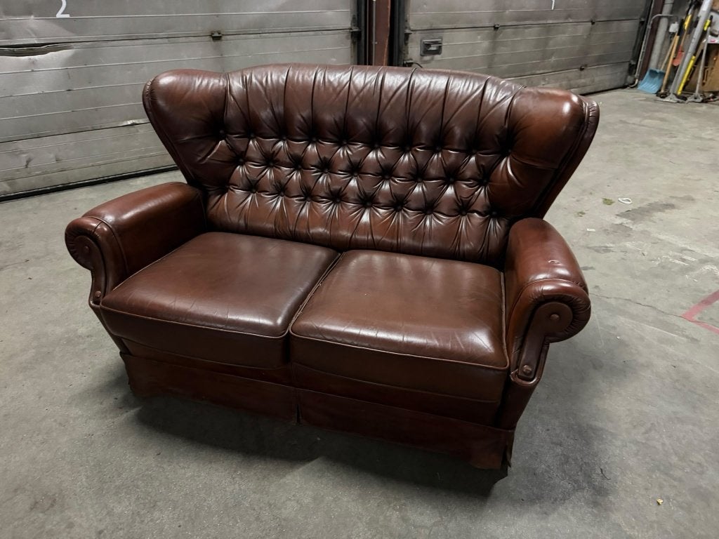 Chesterfield (oud engelse bank) bank 2 zitter, Ophalen, Gebruikt, Tweepersoons, Rechte bank
