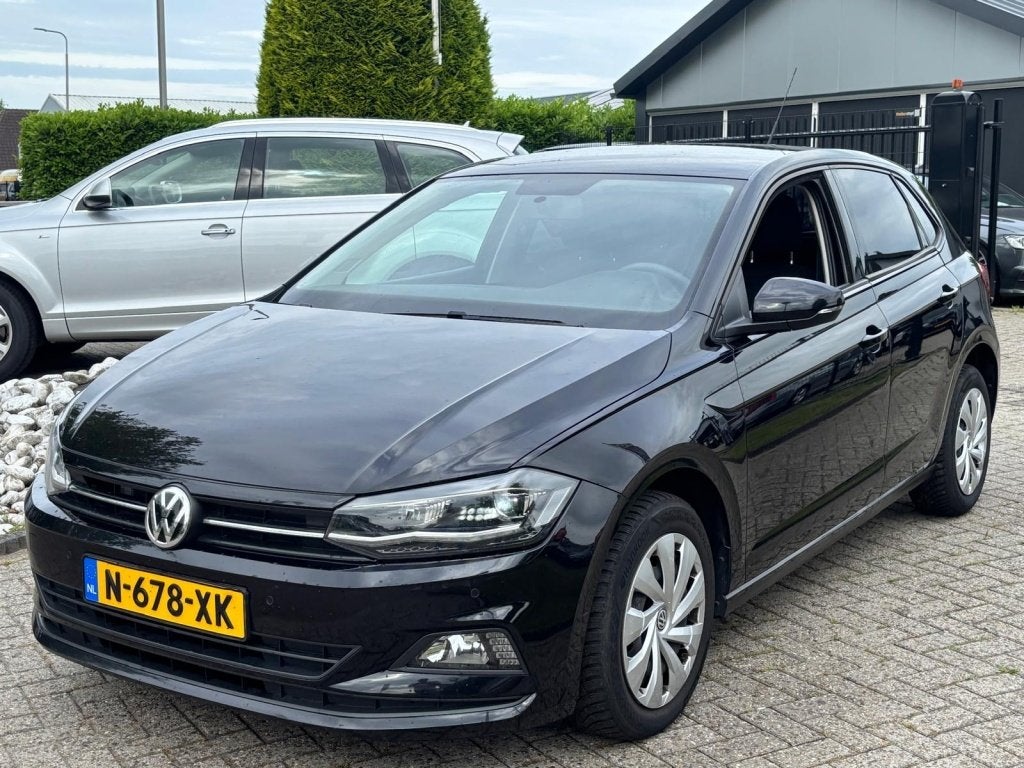Volkswagen Polo 1.0 TSI Comfortline Automaat 2018 Zwart, Gebruikt, Euro 6, 95 pk, Bedrijf