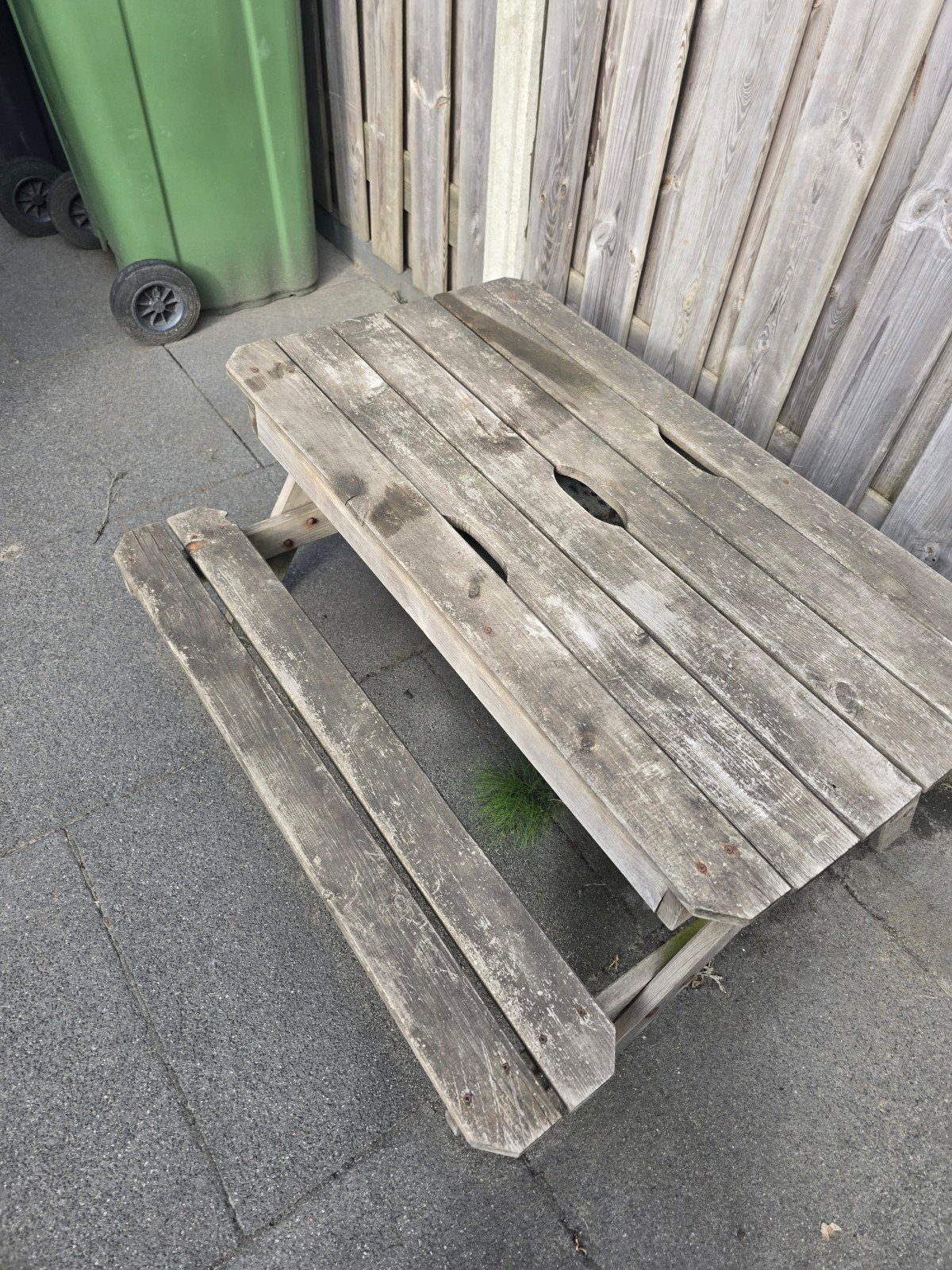 GRATIS Houten picknicktafel/zandtafel voor buiten, Ophalen, Gebruikt, Rechthoekig, Hout