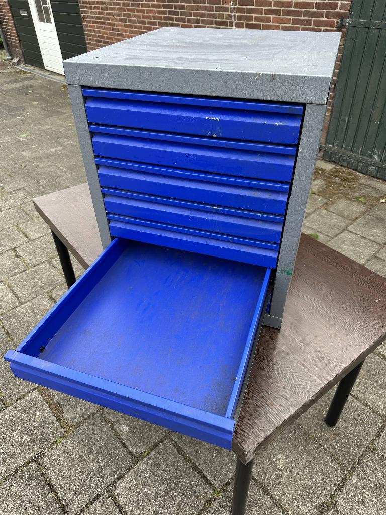 Ladekast voor gereedschap, Ophalen, Gebruikt, -, -